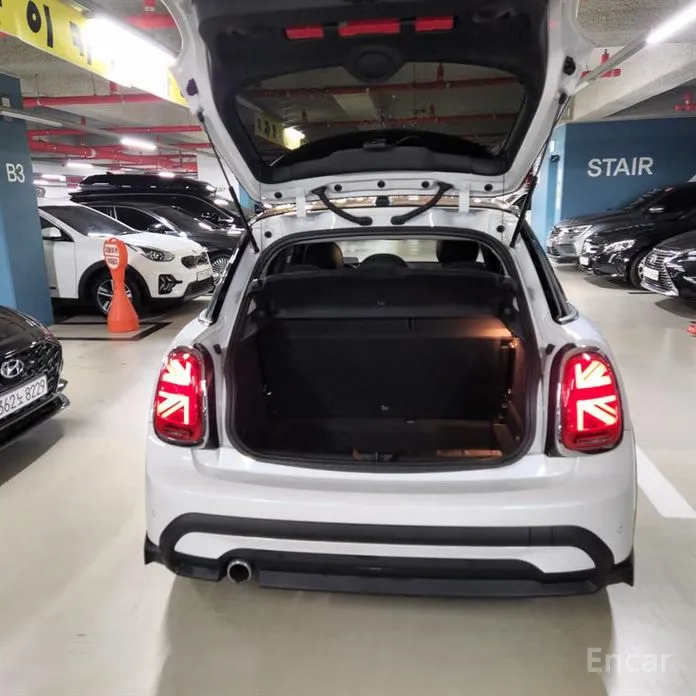 Фото 7 - Mini Cooper