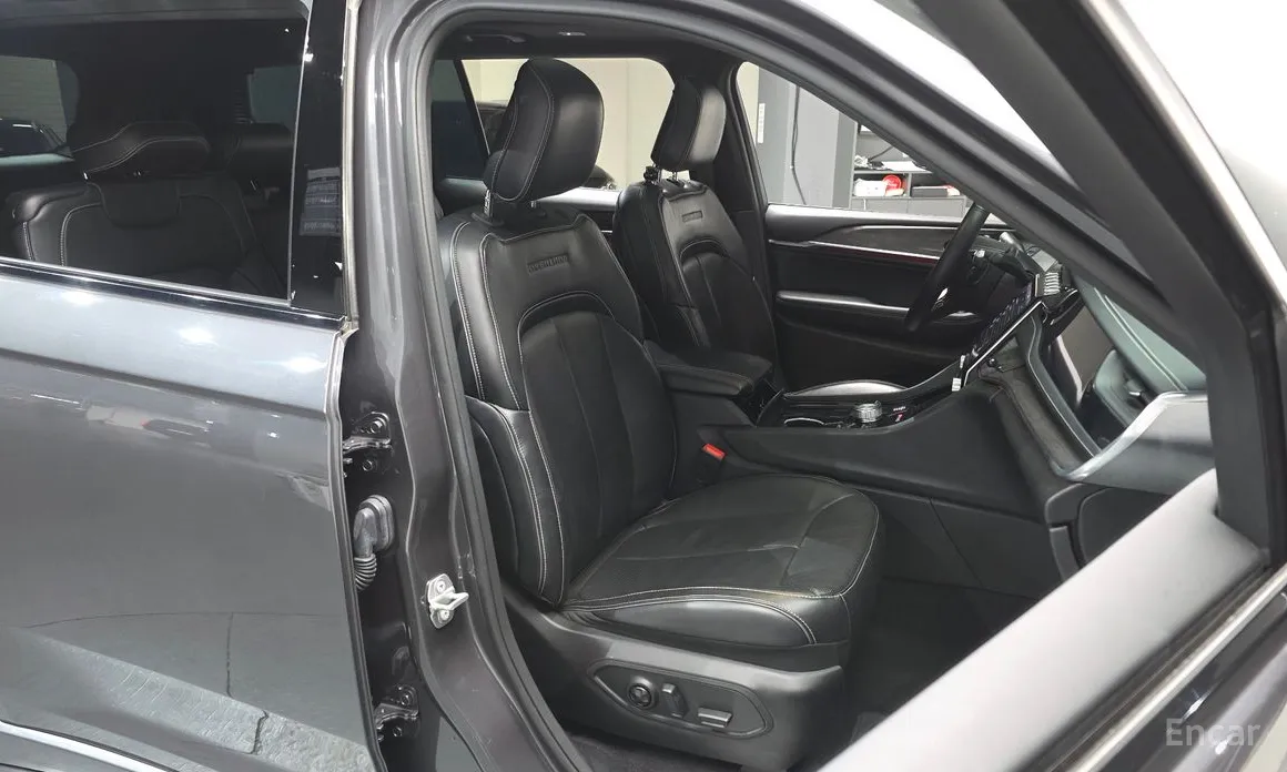 Фото 12 - Jeep Cherokee