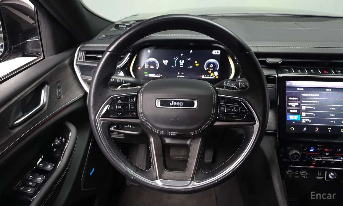 Фото 14 - Jeep Cherokee