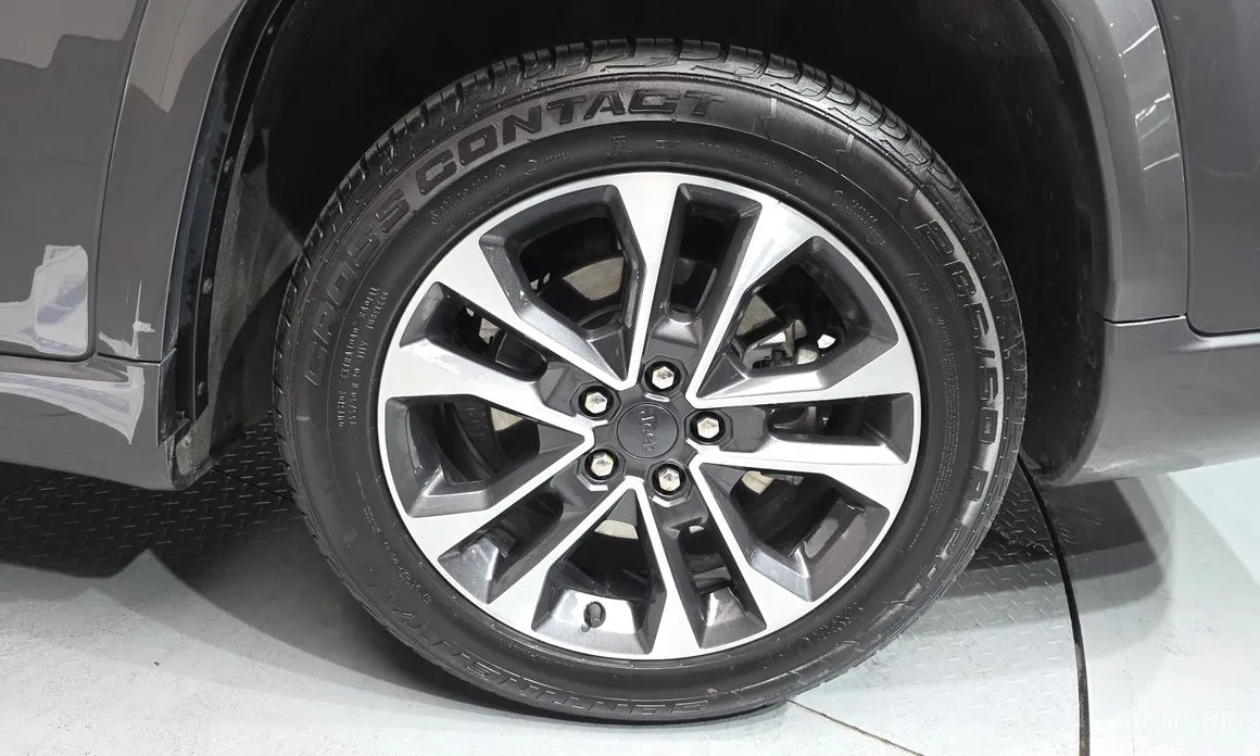 Фото 5 - Jeep Cherokee