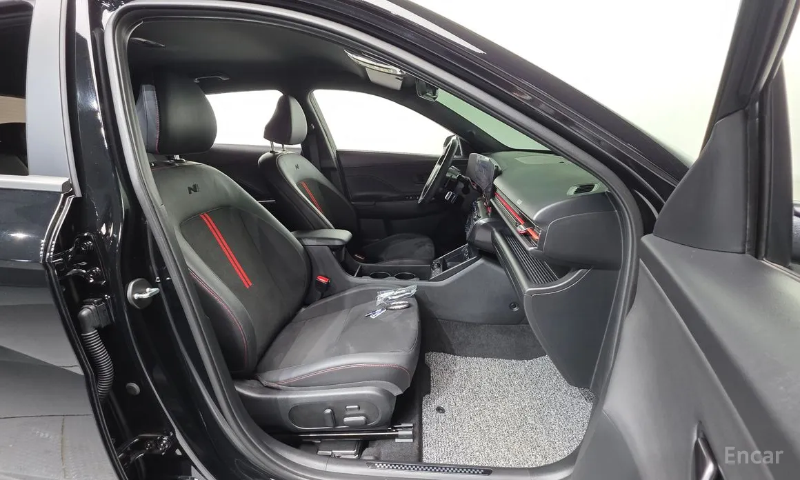 Фото 10 - Hyundai Kona