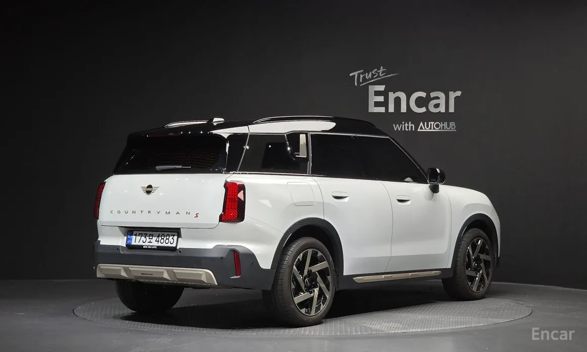 Фото 2 - Mini Countryman