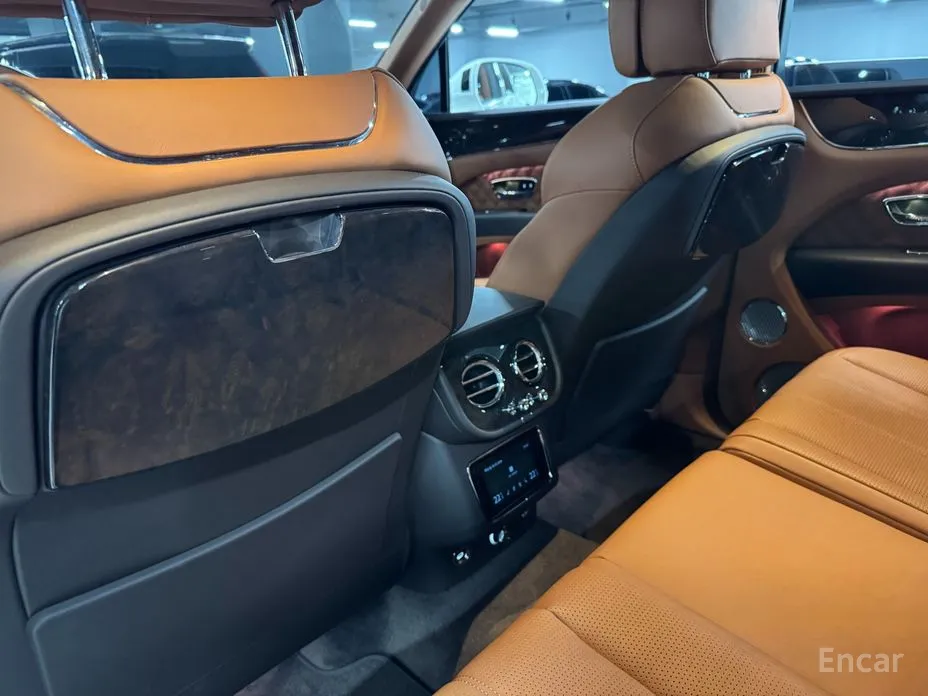Фото 5 - Bentley Bentayga