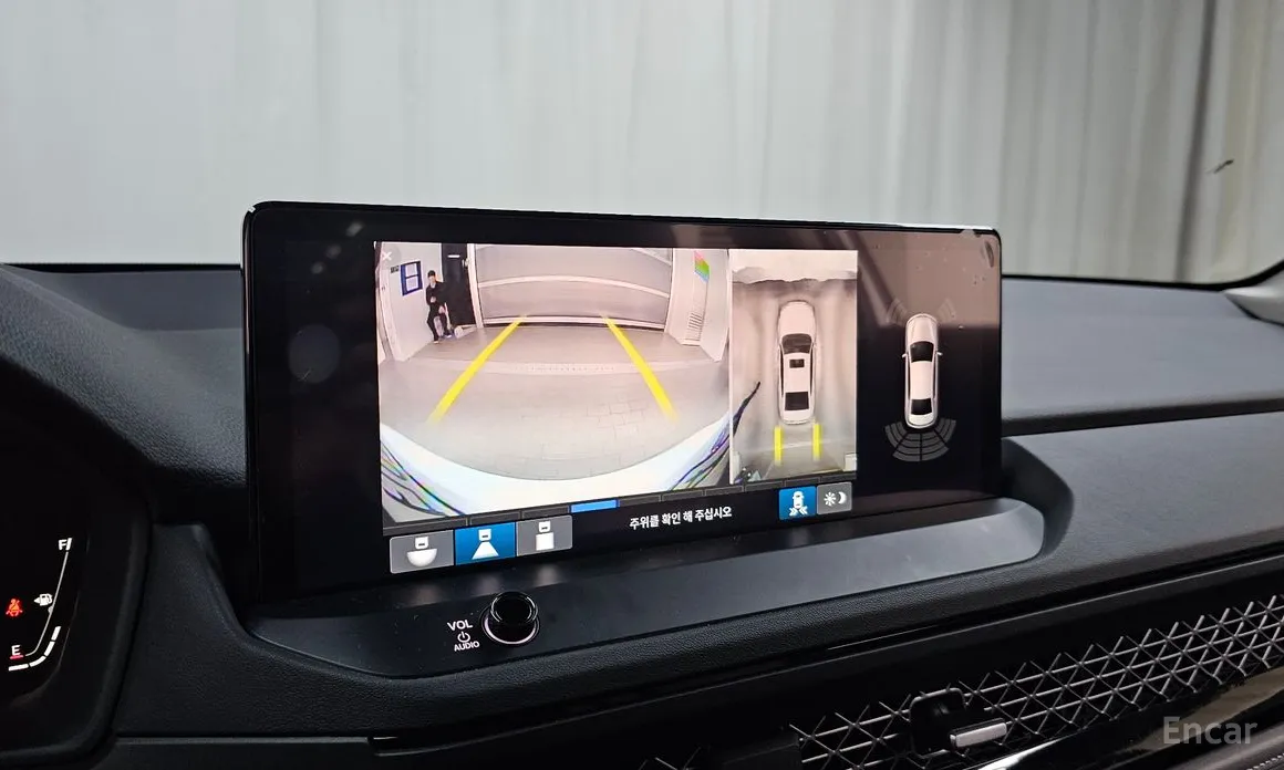 Фото 16 - Honda Accord