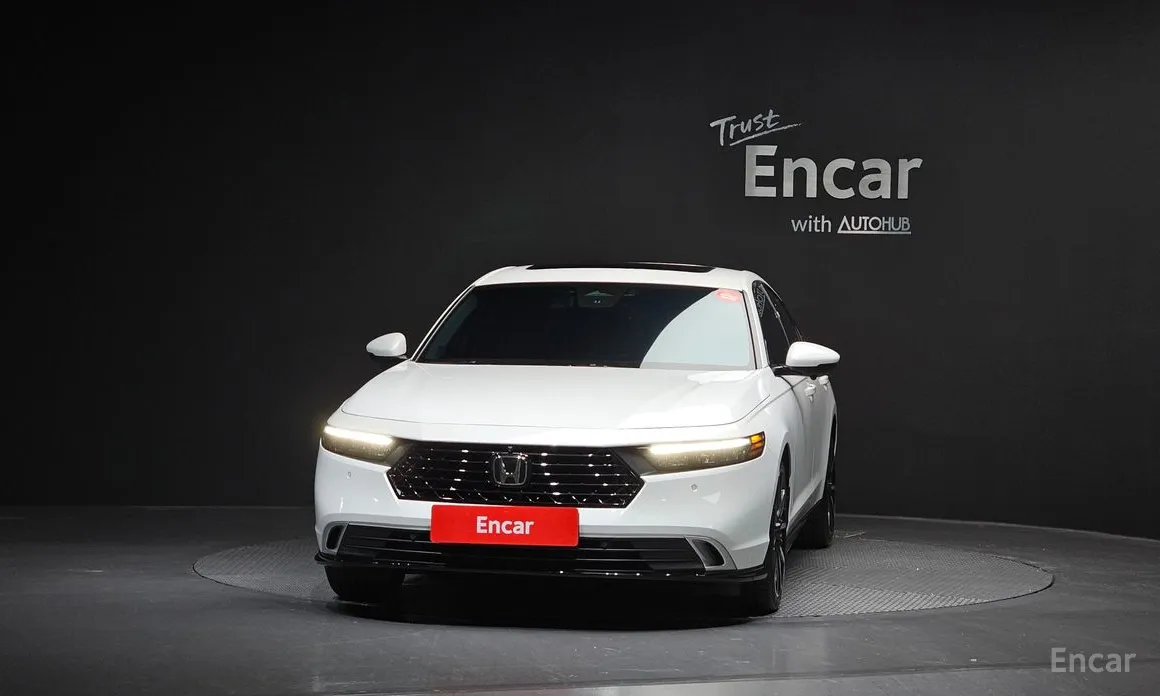 Фото 3 - Honda Accord