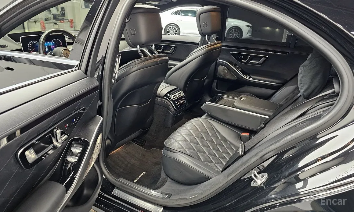 Фото 11 - Mercedes-Benz S-Class