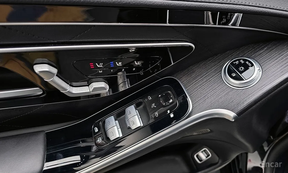 Фото 14 - Mercedes-Benz S-Class