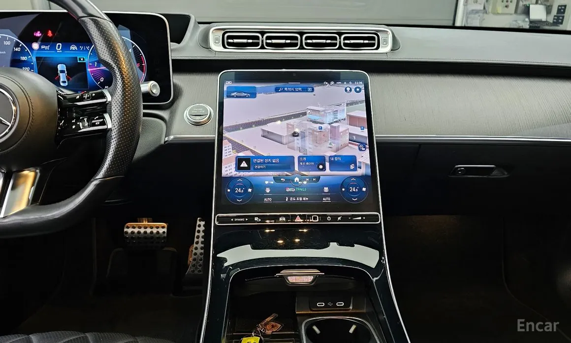 Фото 19 - Mercedes-Benz S-Class