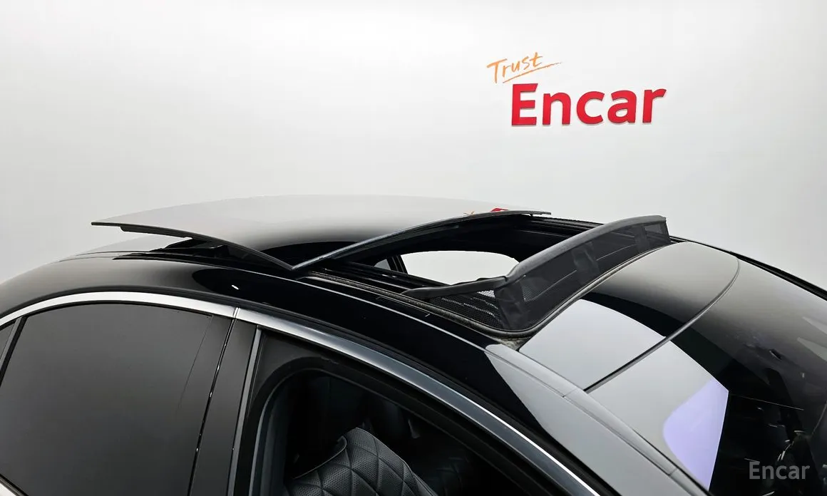 Фото 20 - Mercedes-Benz S-Class