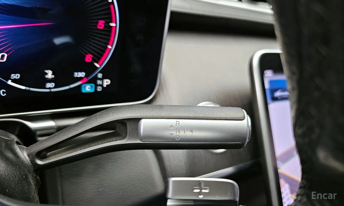 Фото 9 - Mercedes-Benz S-Class