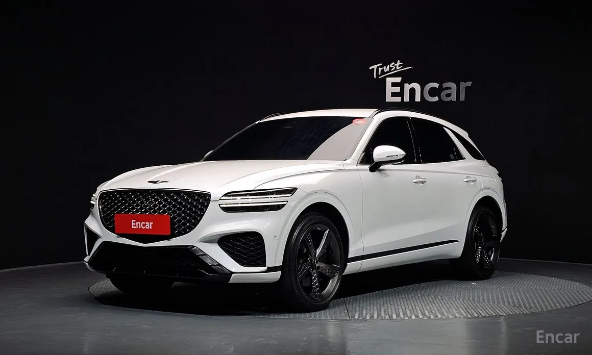 Photo 1 - Genesis GV70