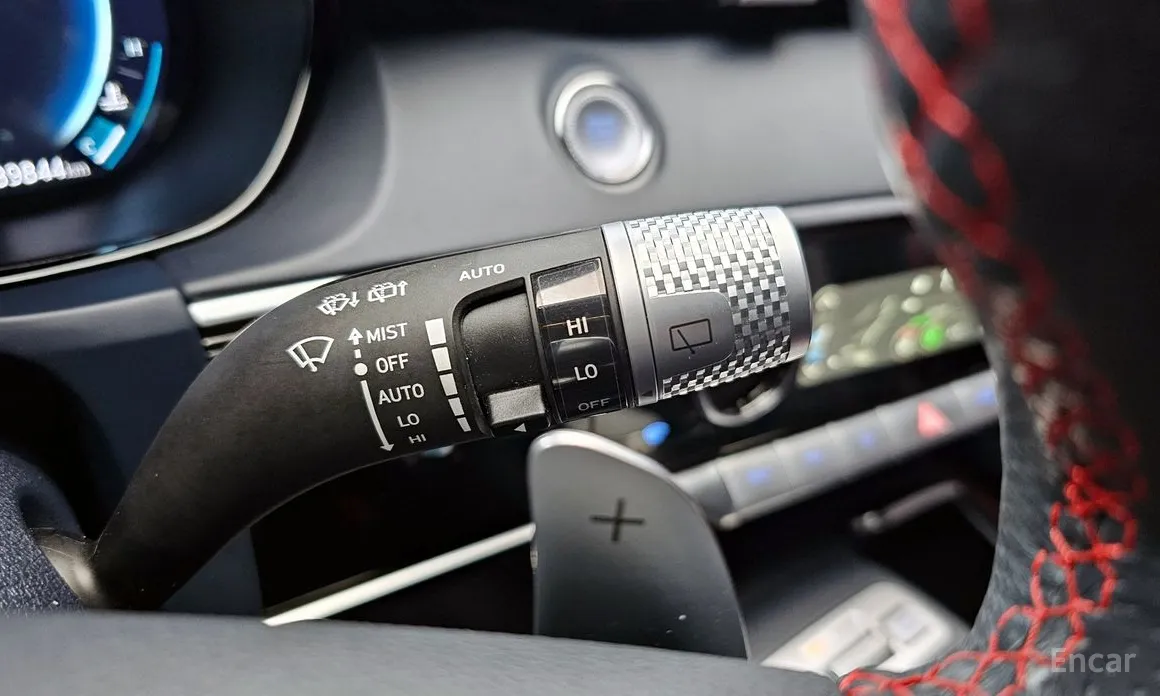 Photo 16 - Genesis GV70