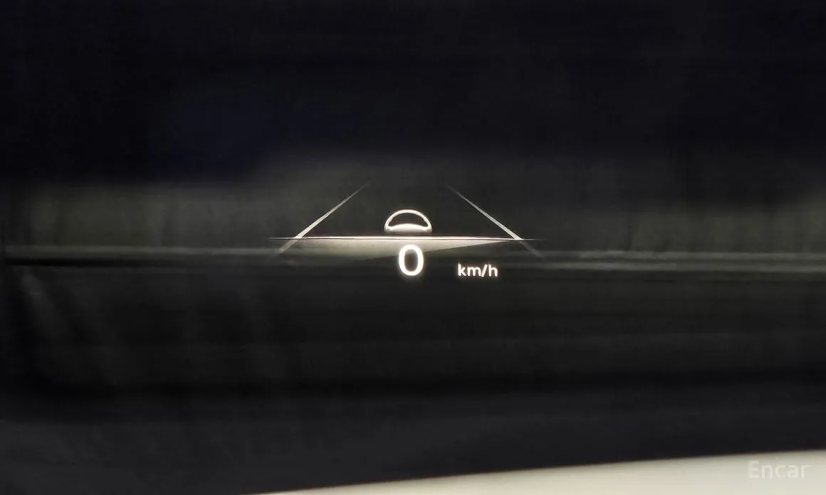 Photo 19 - Genesis GV70