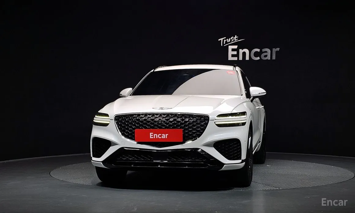 Photo 3 - Genesis GV70