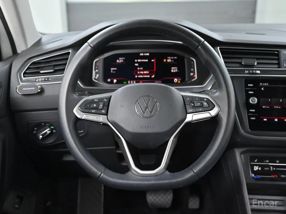 Фото 13 - Volkswagen Tiguan