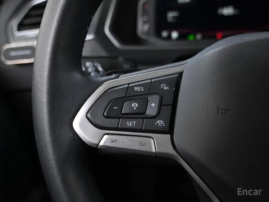 Фото 18 - Volkswagen Tiguan