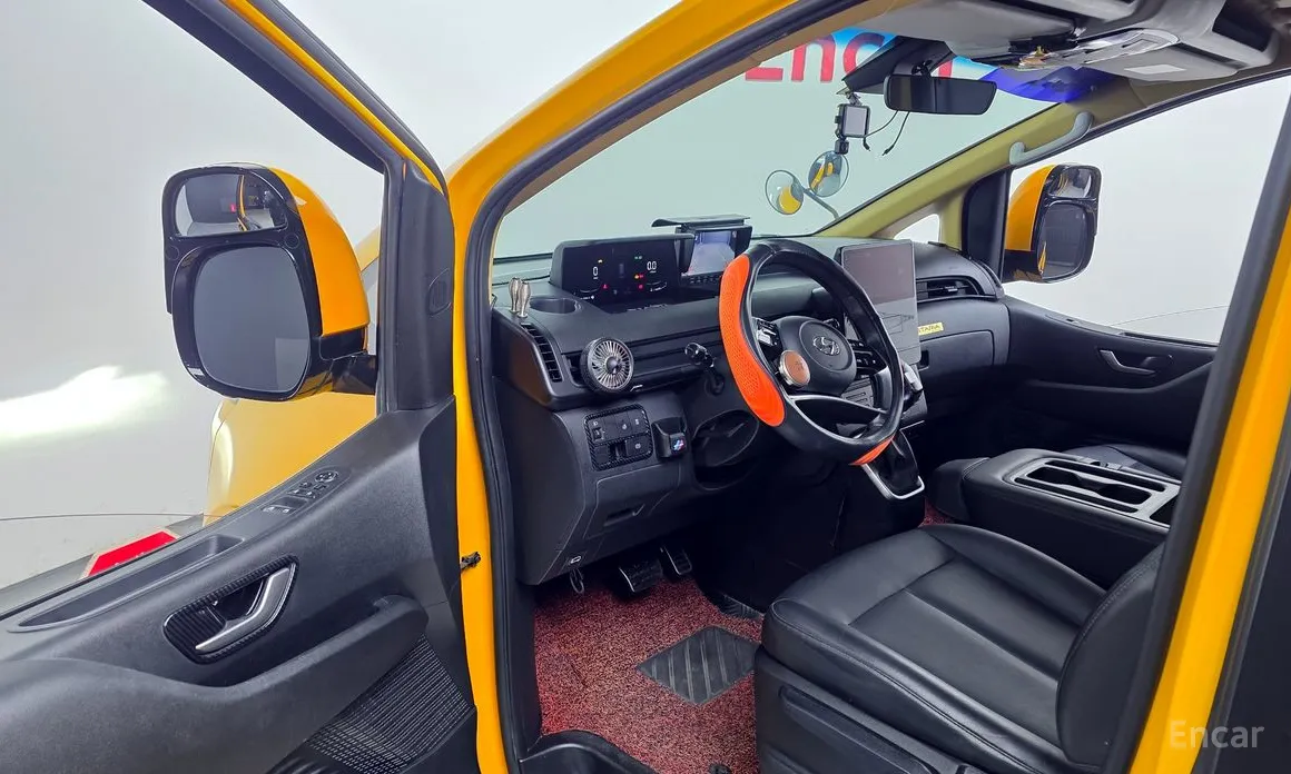 Фото 10 - Hyundai Staria