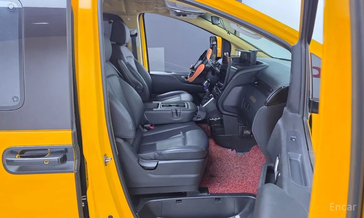 Фото 11 - Hyundai Staria