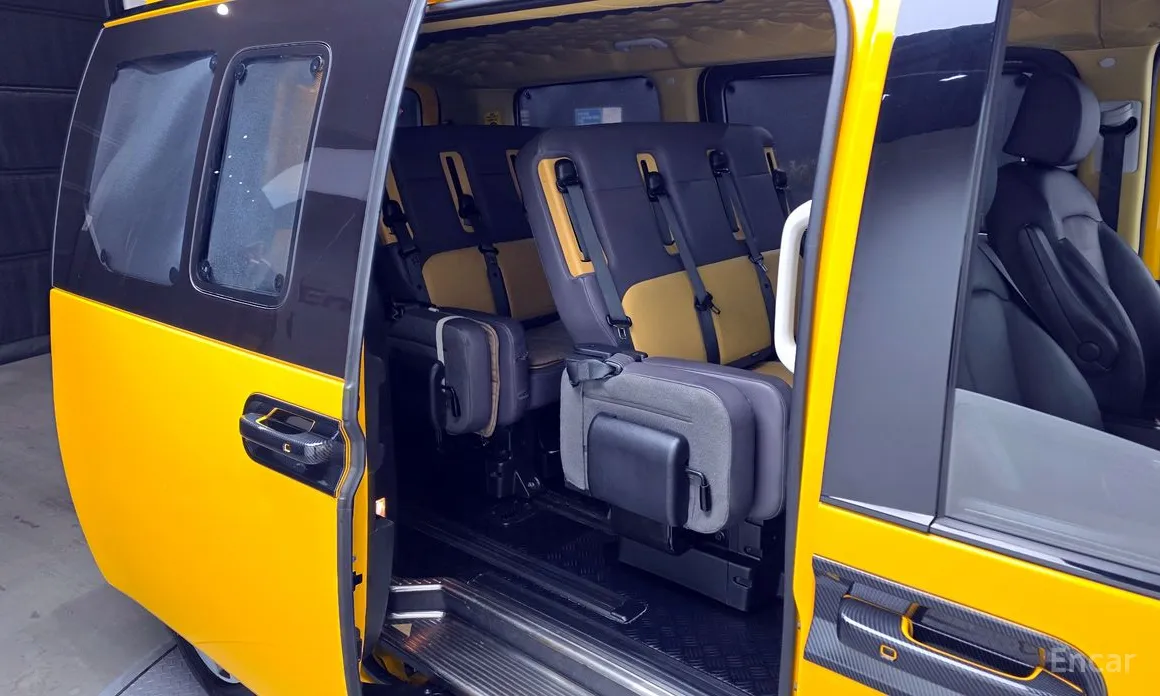 Фото 12 - Hyundai Staria