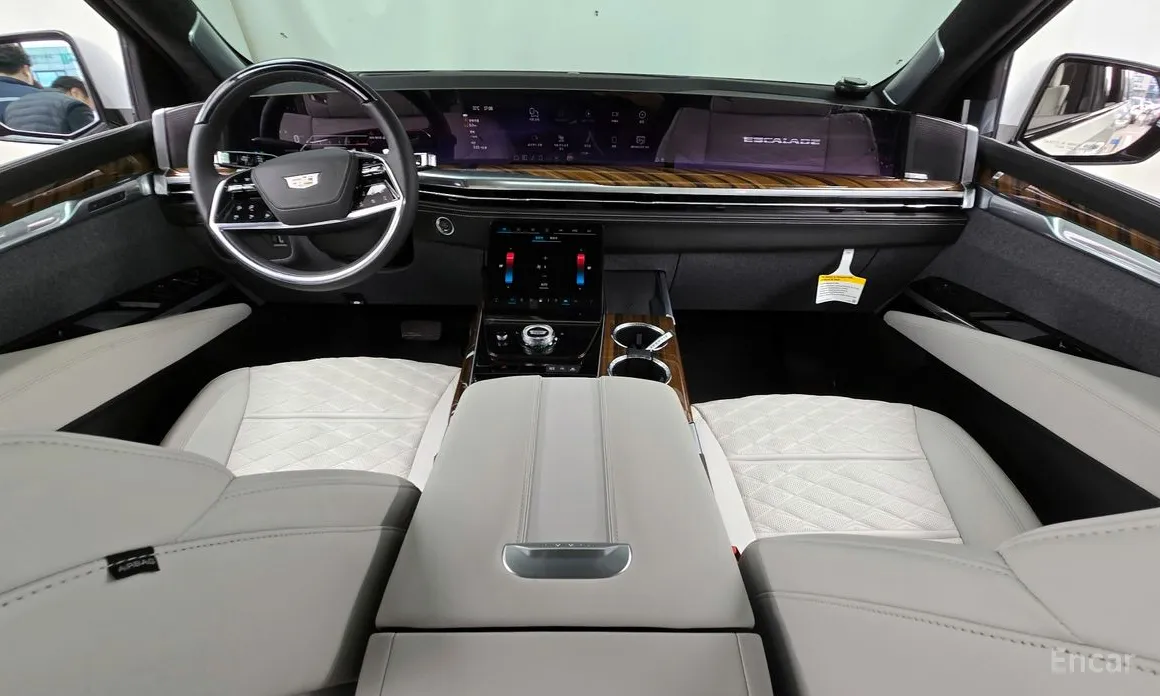 Фото 7 - Cadillac Escalade