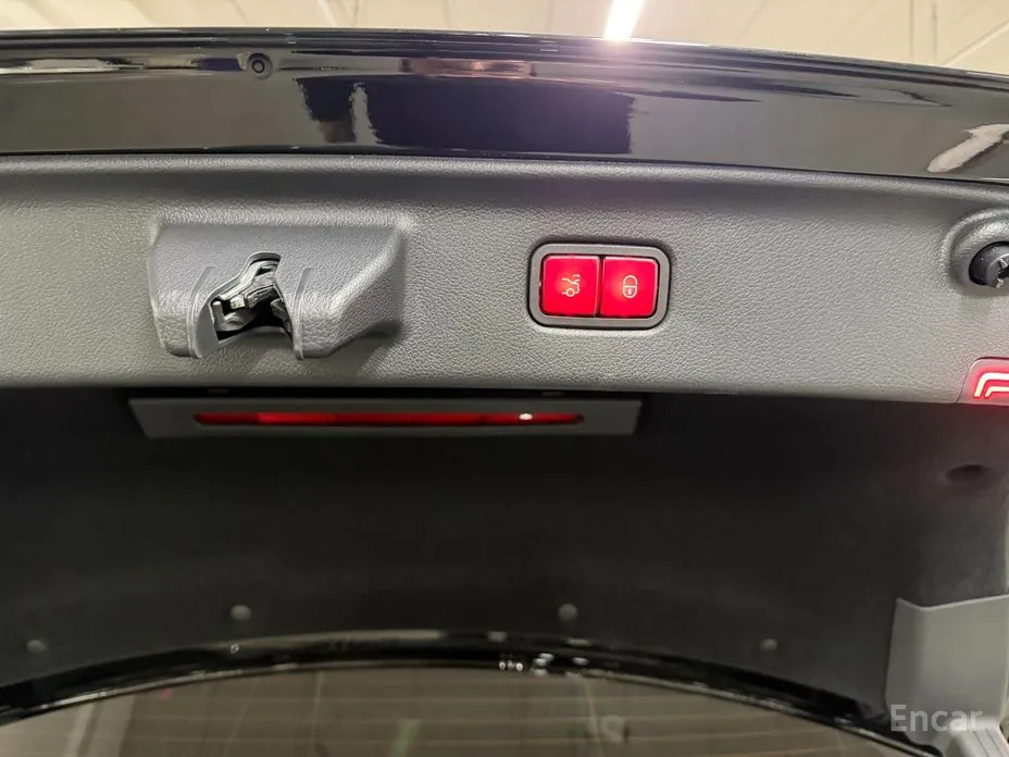 Фото 12 - Mercedes-Benz S-Class