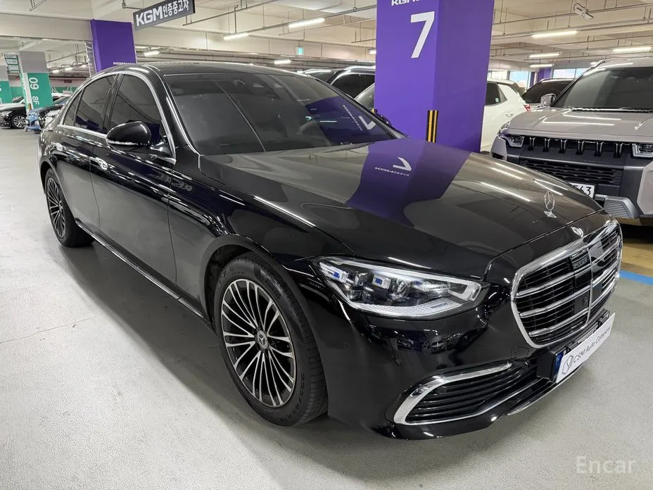 Фото 14 - Mercedes-Benz S-Class