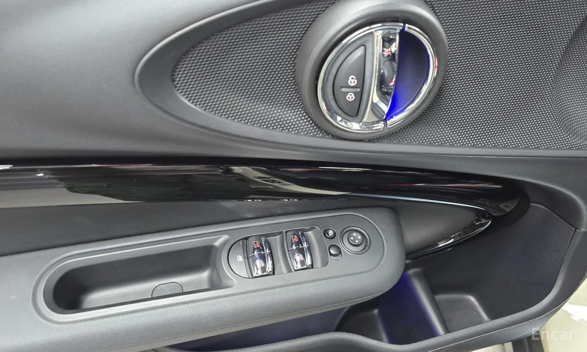 Фото 18 - Mini Clubman