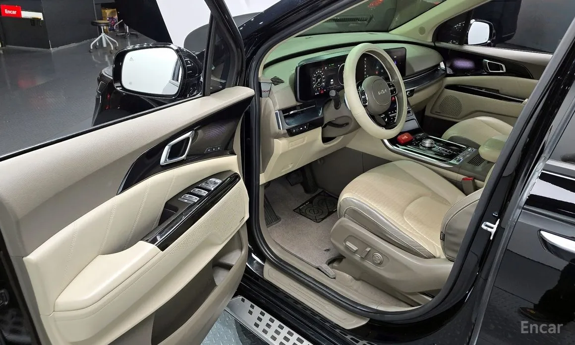 Фото 11 - Kia Carnival