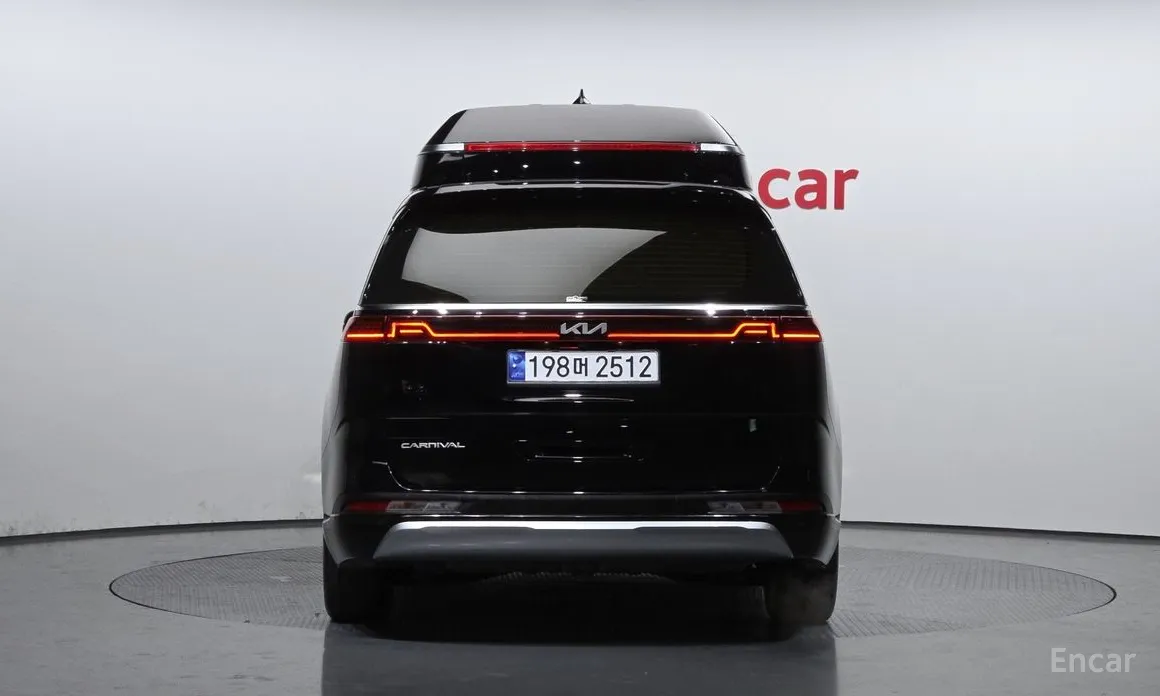 Фото 4 - Kia Carnival