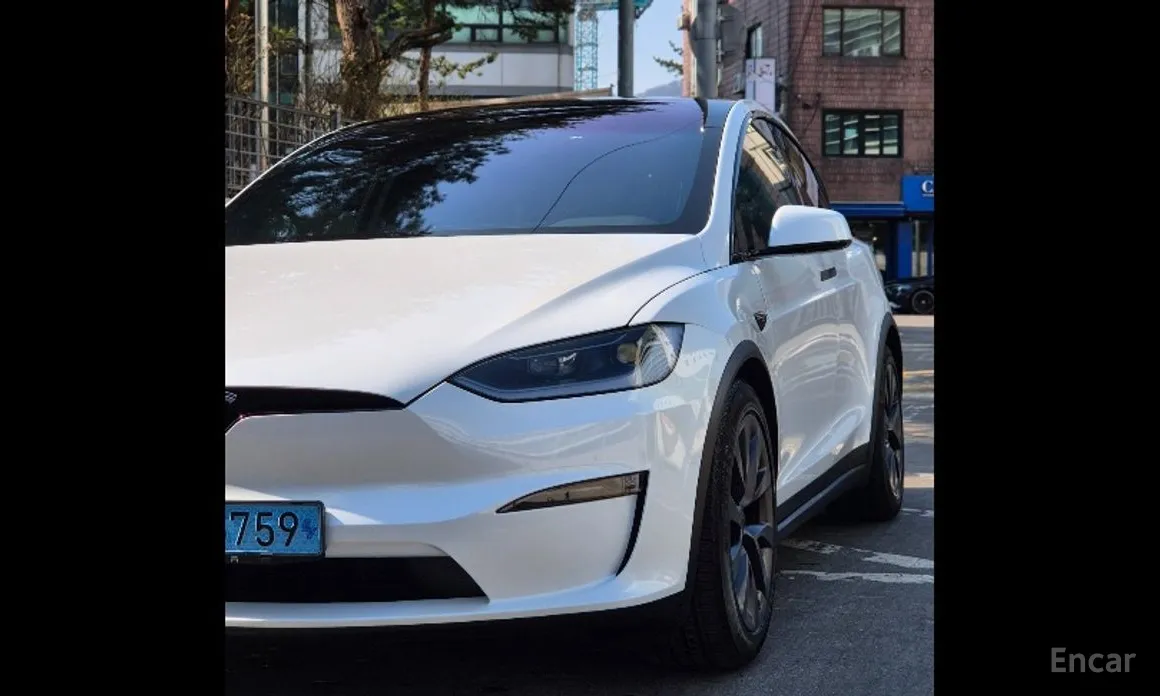 Фото 2 - Tesla Model X