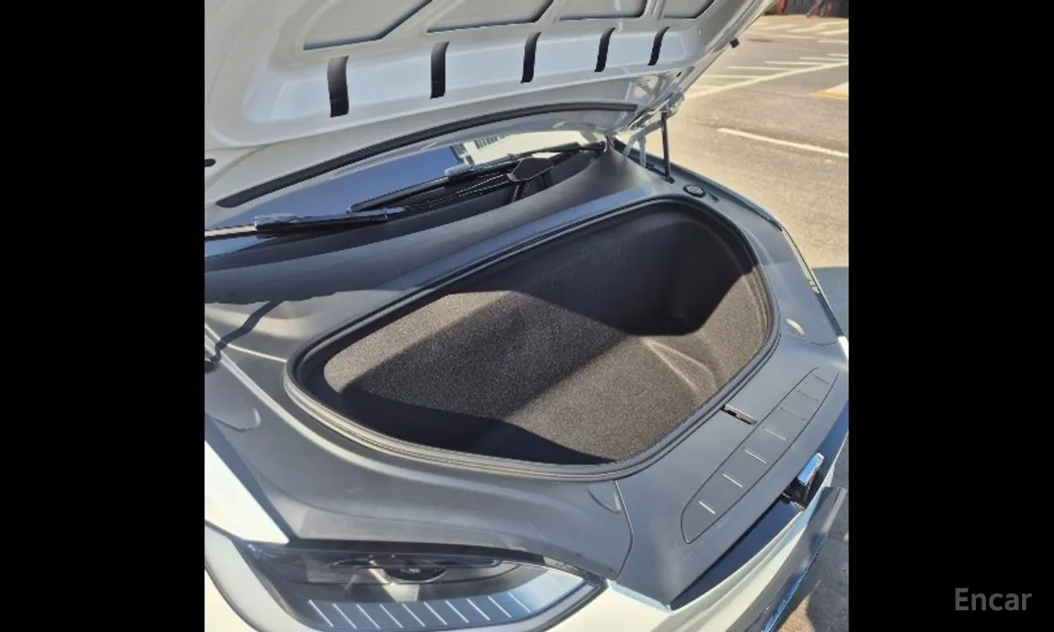 Фото 20 - Tesla Model X