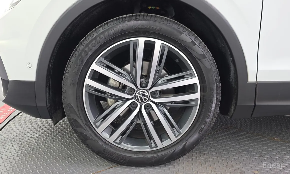 Фото 5 - Volkswagen Tiguan