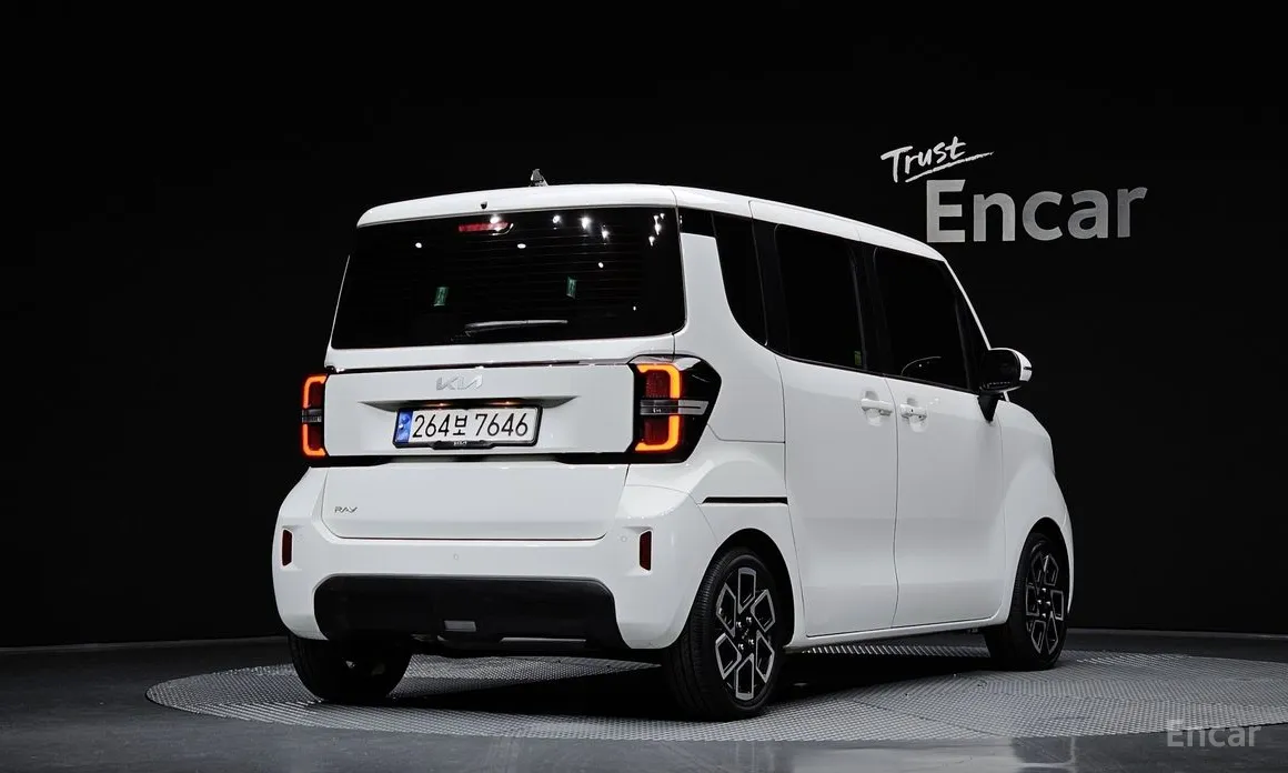 Фото 2 - Kia Ray