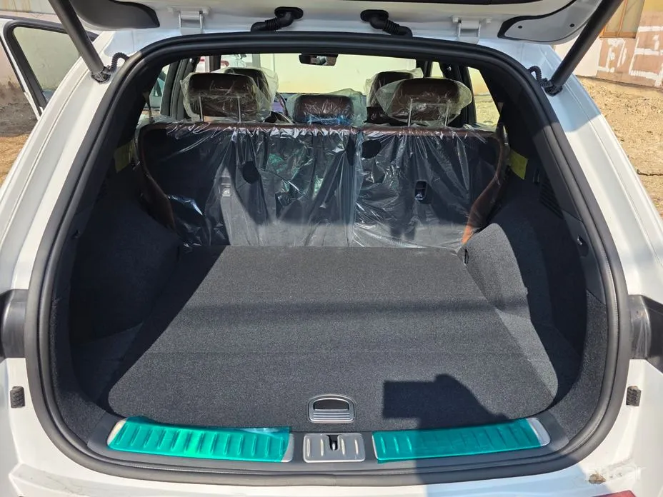 Фото 17 - Genesis GV70