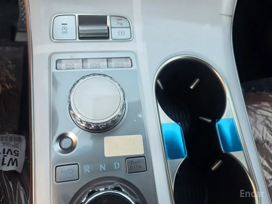 Фото 9 - Genesis GV70