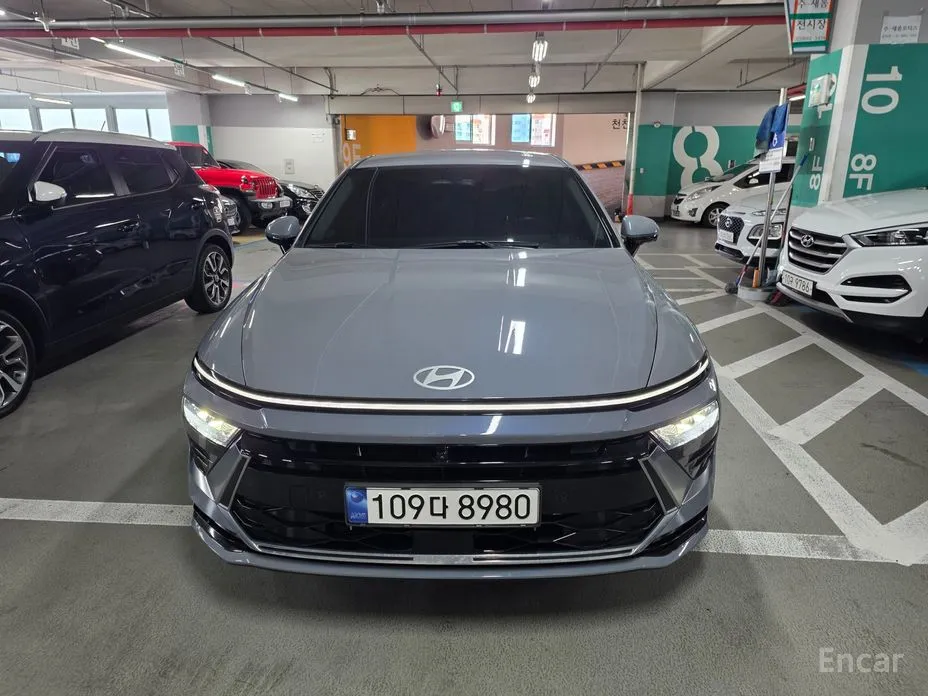 Photo 1 - Hyundai Sonata