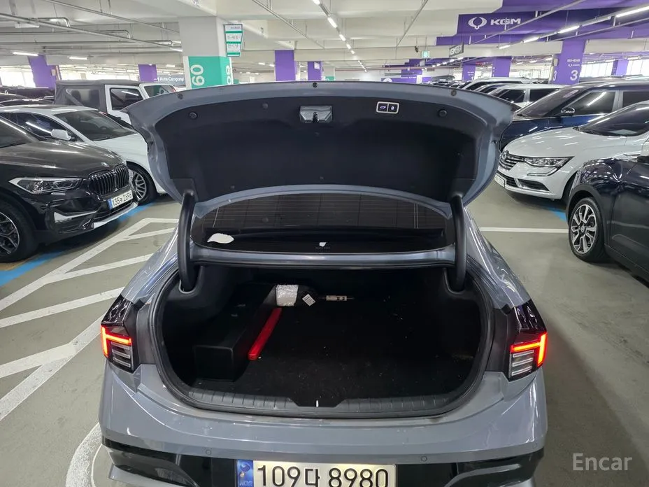 Photo 5 - Hyundai Sonata