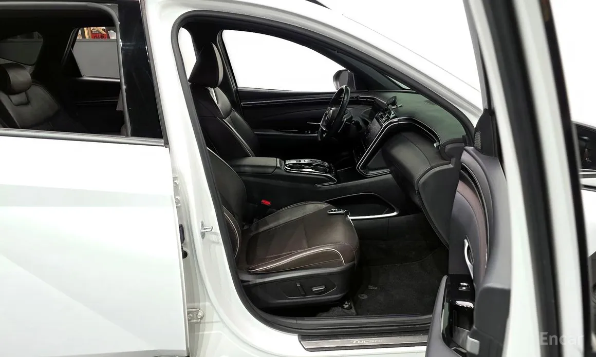 Photo 11 - Hyundai Tucson
