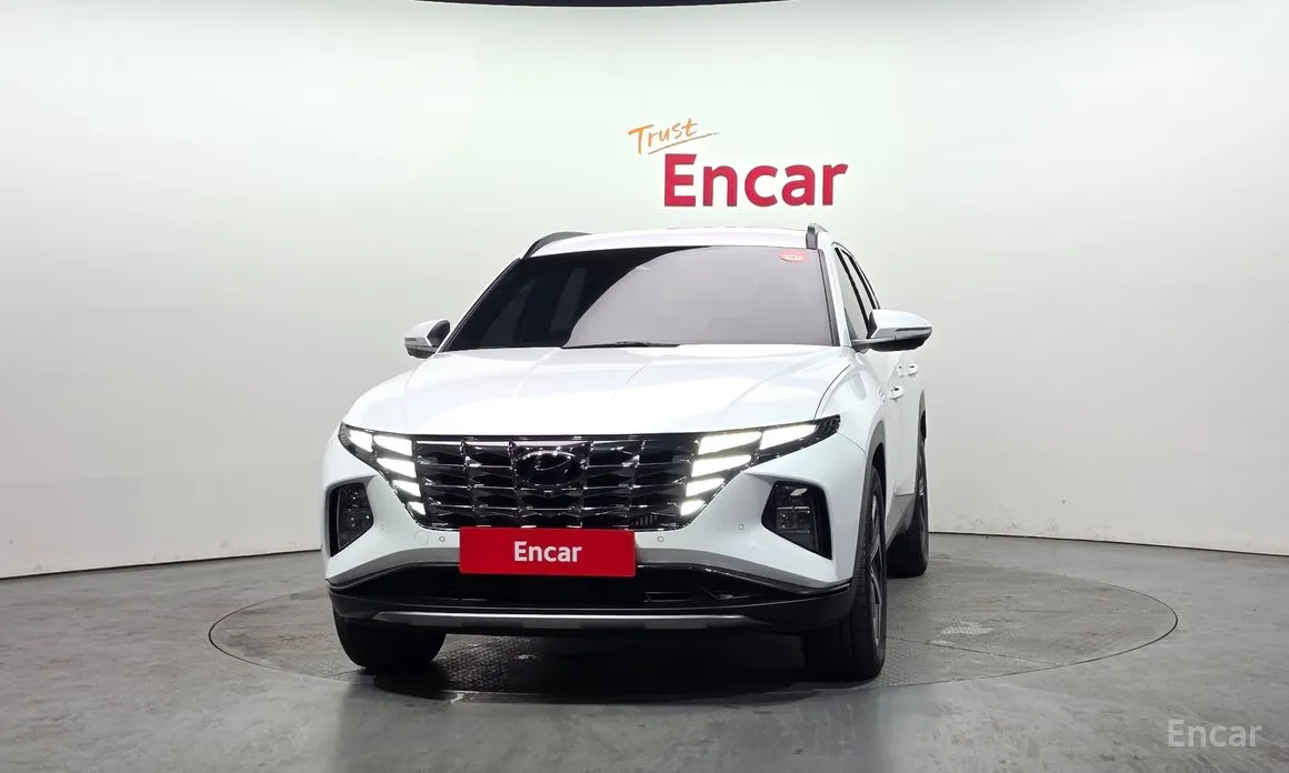 Photo 3 - Hyundai Tucson