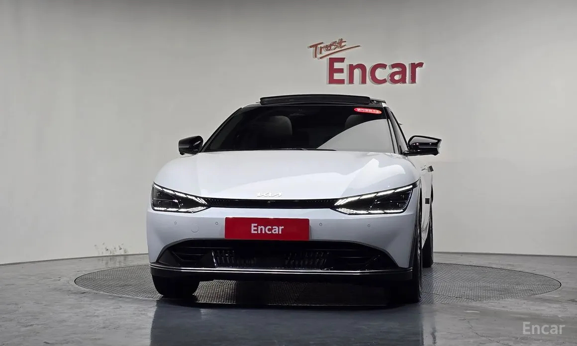 Фото 3 - Kia EV6