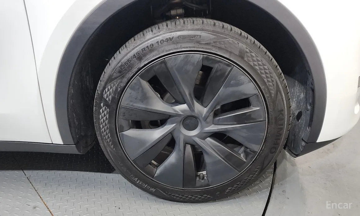 Фото 5 - Tesla Model Y