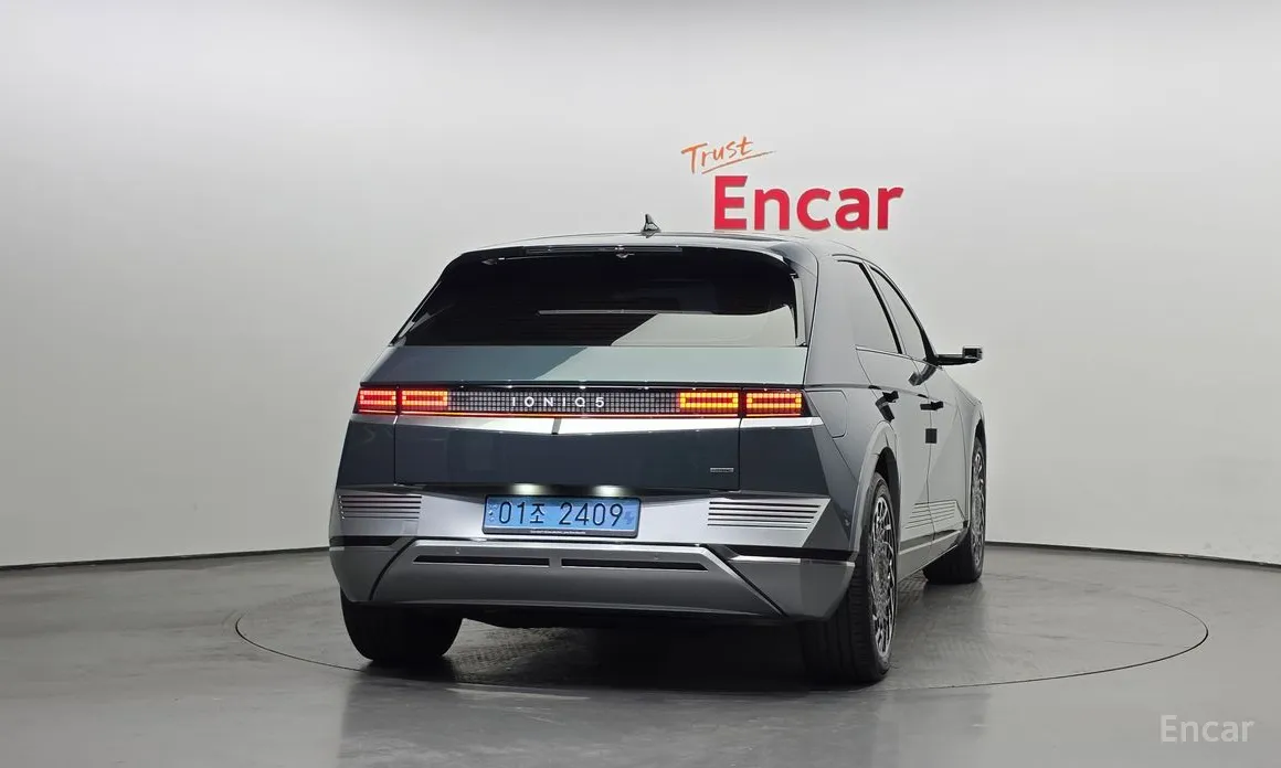 Фото 4 - Hyundai Ioniq 5