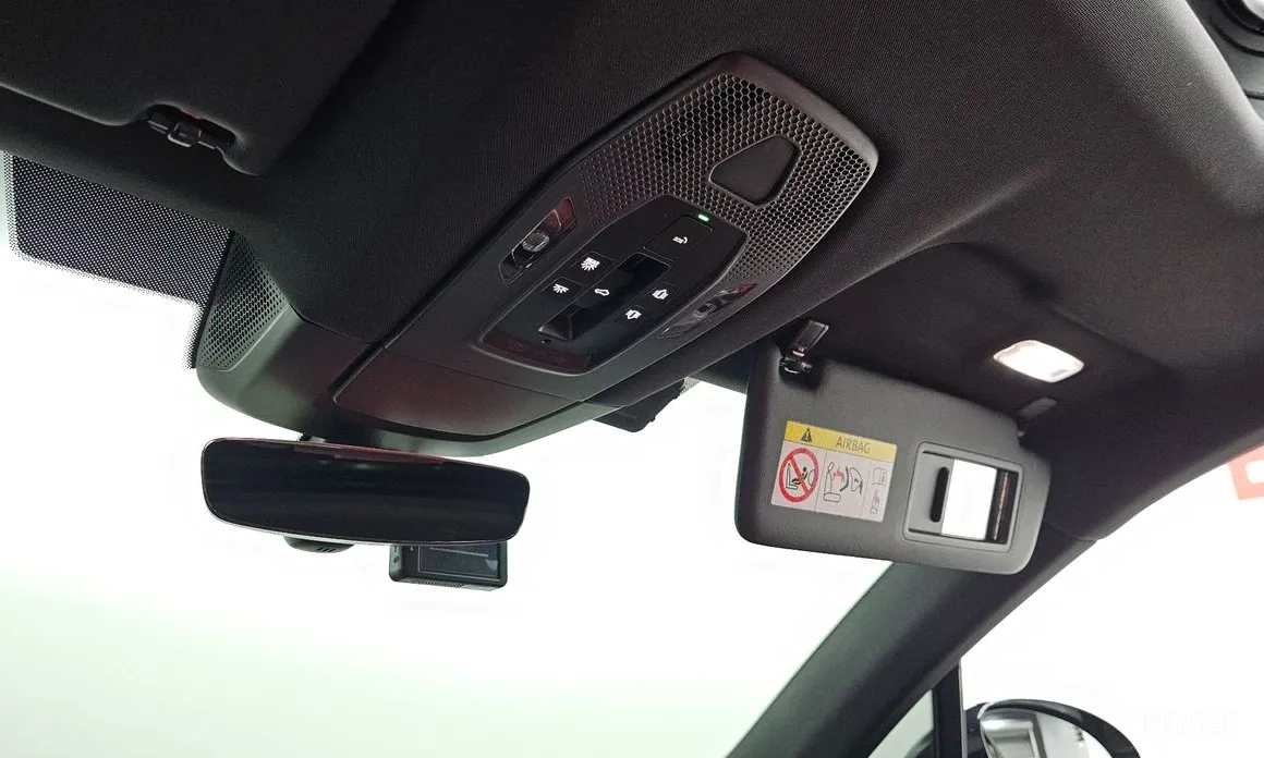 Фото 13 - Porsche Macan