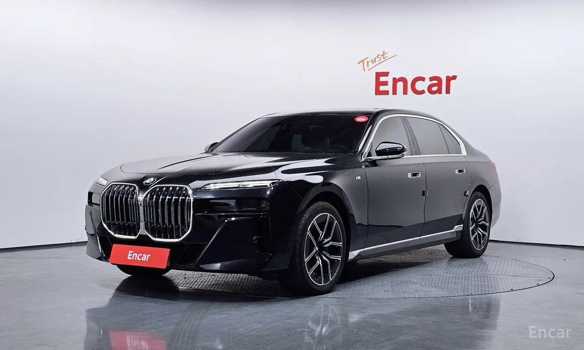 Фото 1 - BMW 7 Series