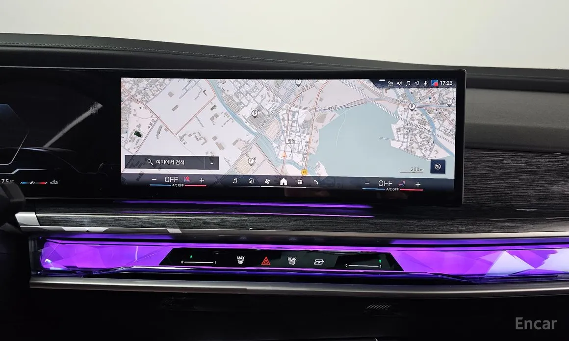 Фото 14 - BMW 7 Series