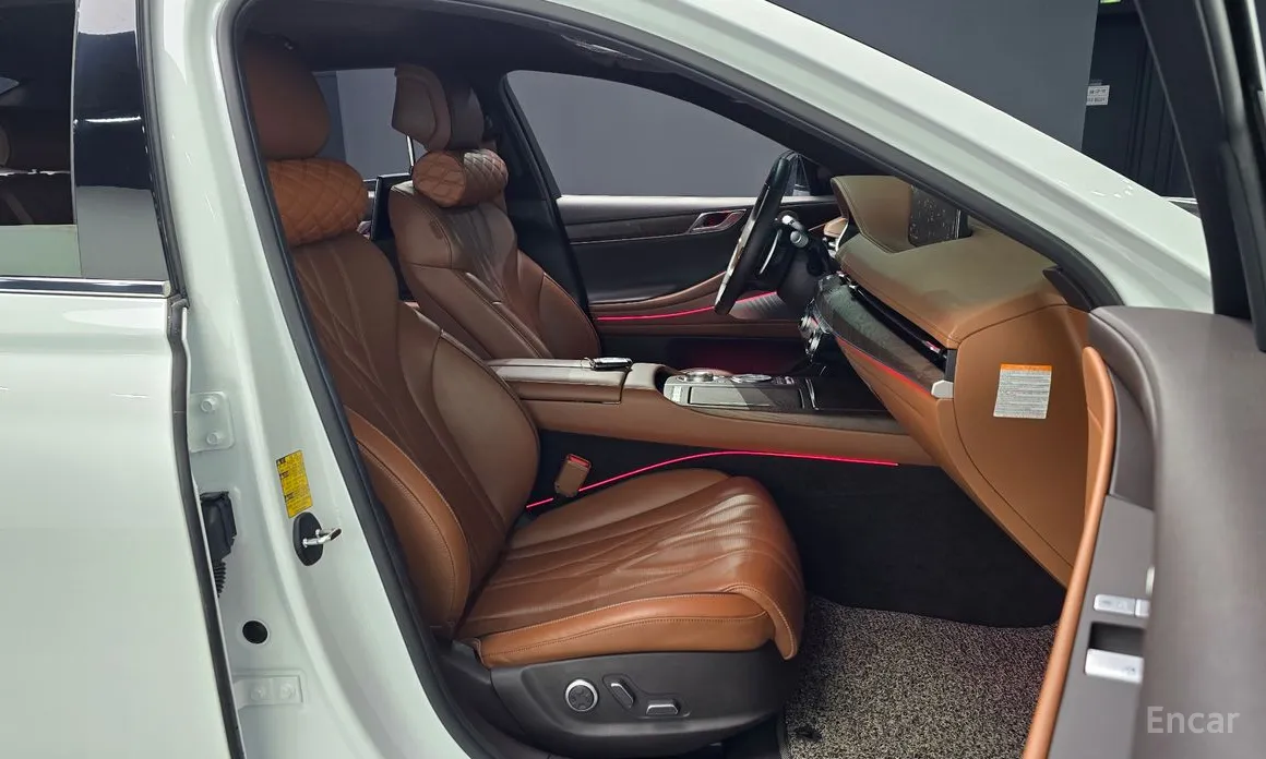 Фото 10 - Genesis G80