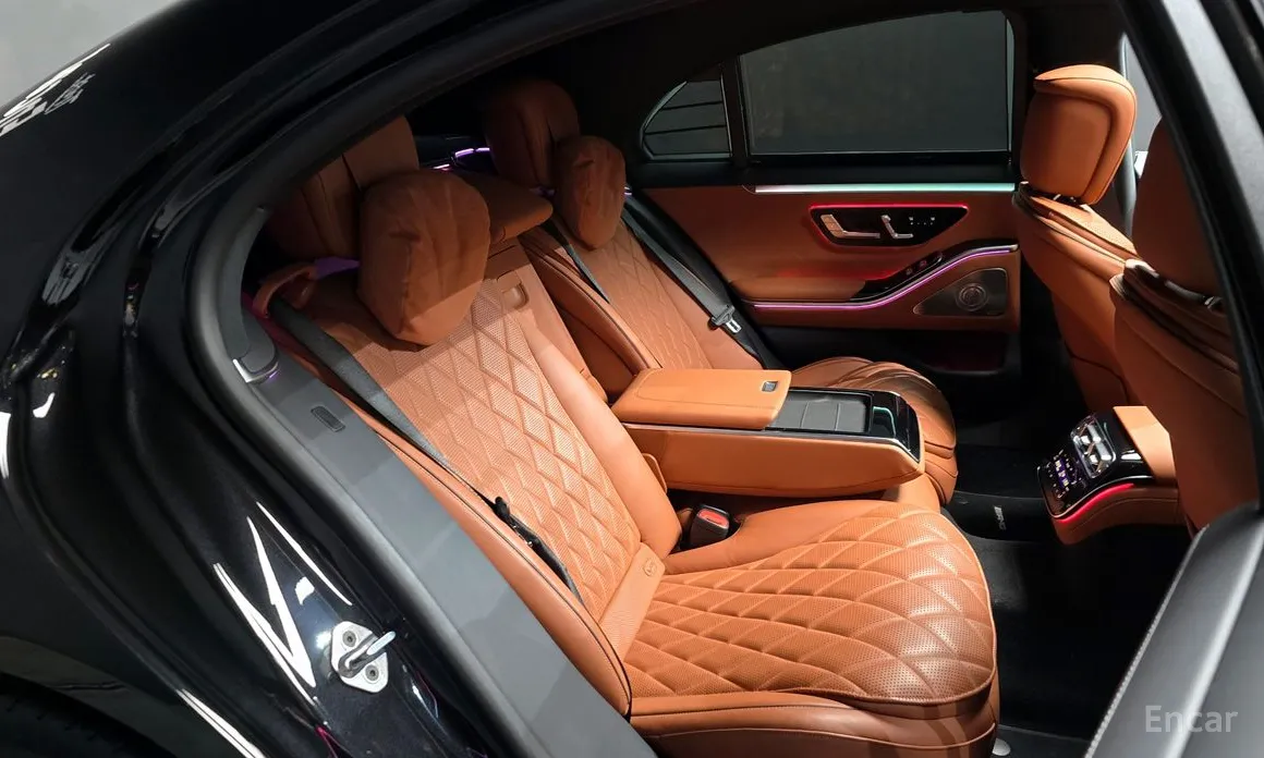 Фото 12 - Mercedes-Benz S-Class