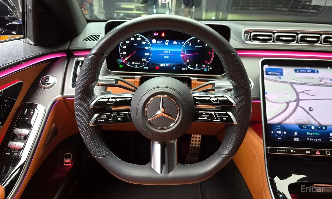 Фото 13 - Mercedes-Benz S-Class