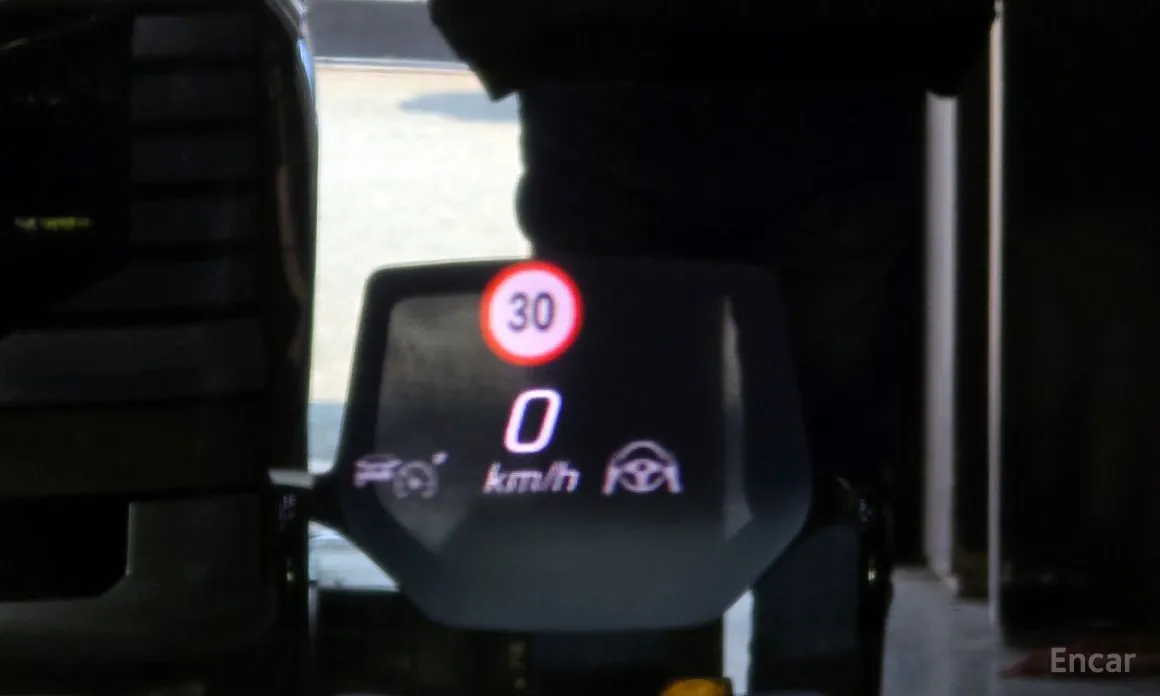 Фото 19 - Mercedes-Benz S-Class