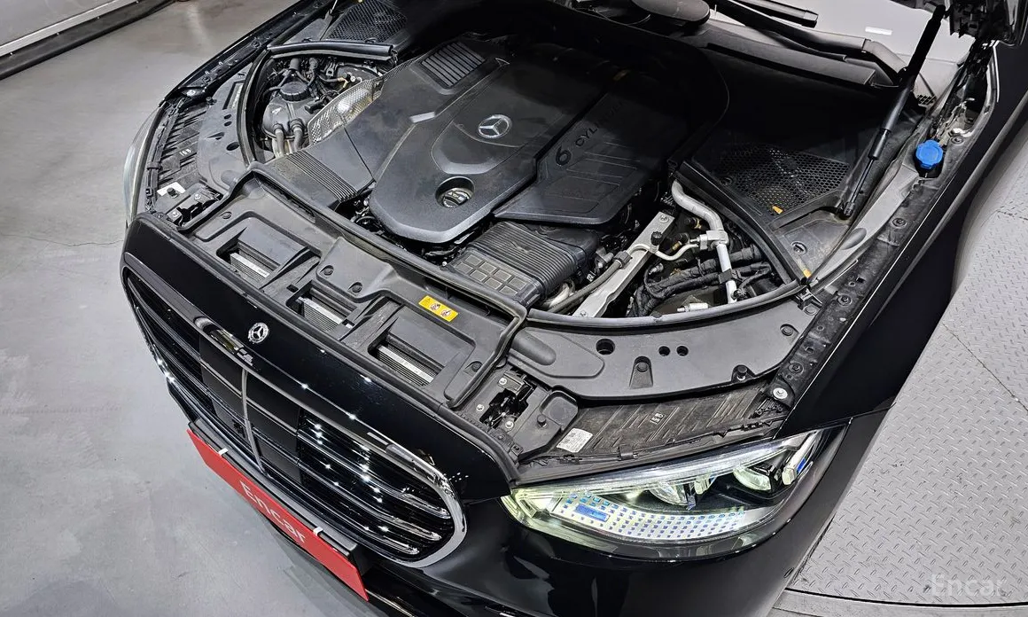 Фото 6 - Mercedes-Benz S-Class